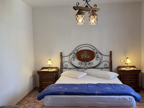5 bedrooms, free WiFi - Villa with private pool and AC - 10 guests (Miami Playa)