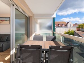Outdoor dining - Central apartment, south balcony - 2 guests (Le Touquet-Paris-Plage)