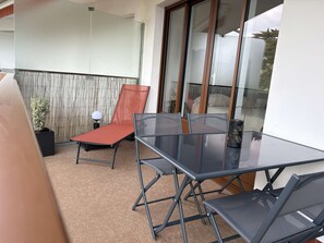Outdoor dining - Apartment near the beach - 2 guests (Pornichet)