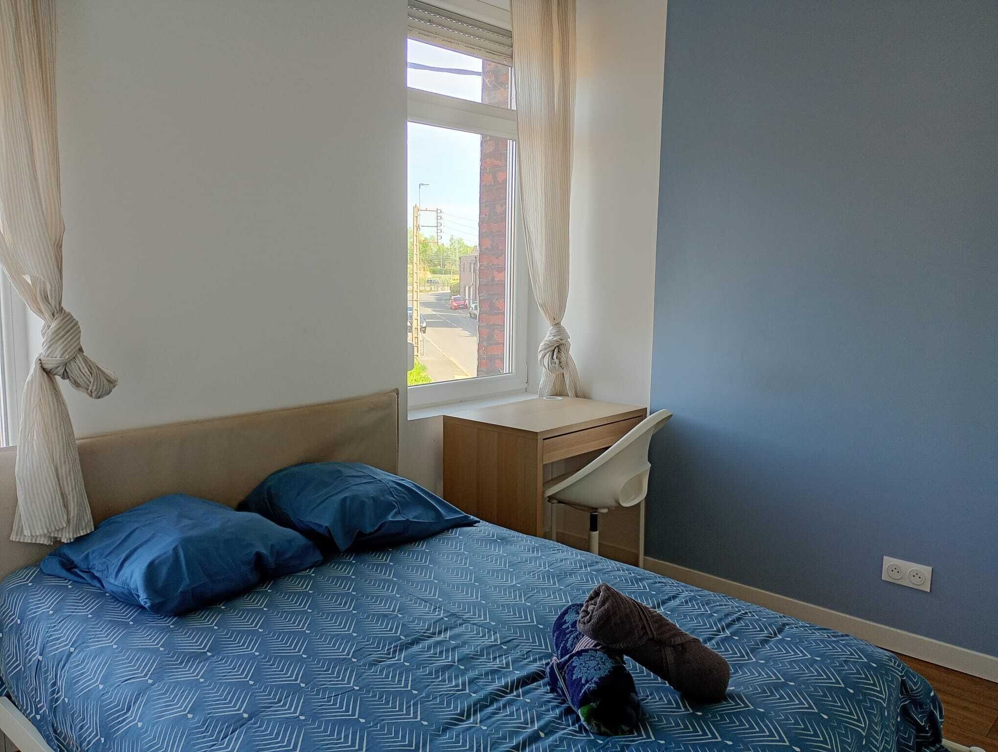 5 bedrooms, WiFi, bed sheets