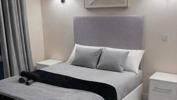 2 bedrooms, iron/ironing board, WiFi, bed sheets