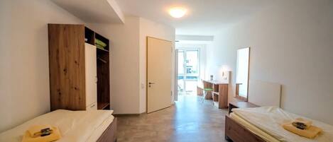 1 habitación, wifi y ropa de cama
