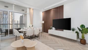 Departamento Prestigio, 4 habitaciones, cocina, vista a la playa | Comedor