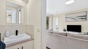 Interior - The Happy Bay House - A bright and welcoming coastal retreat (Apollo Bay)