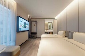 Comfort Triple Room - Xintiandi Metro Station Yaduo Hotel (Shanghai)