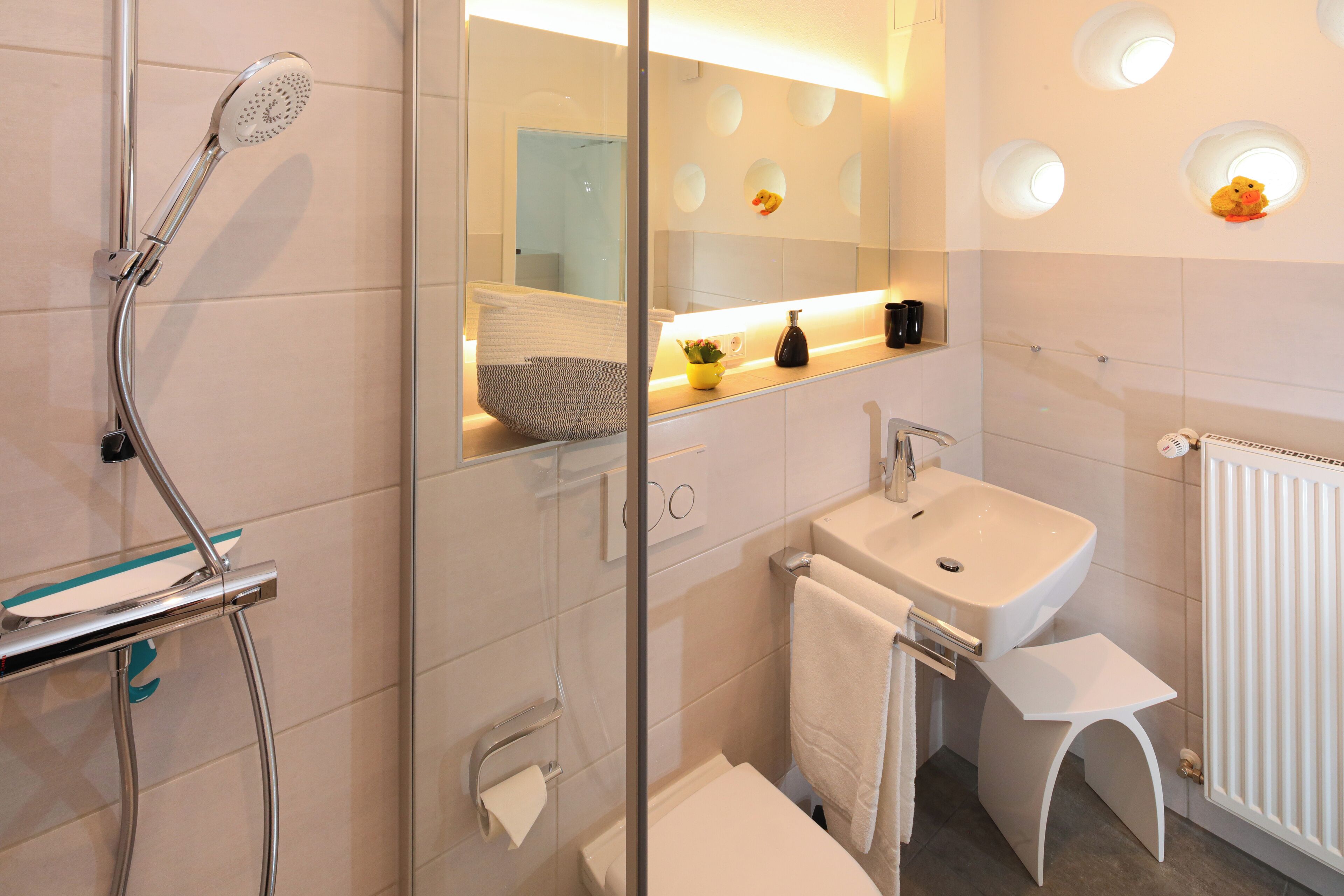 Junior Suite, Balcony, Mountain View | Bathroom