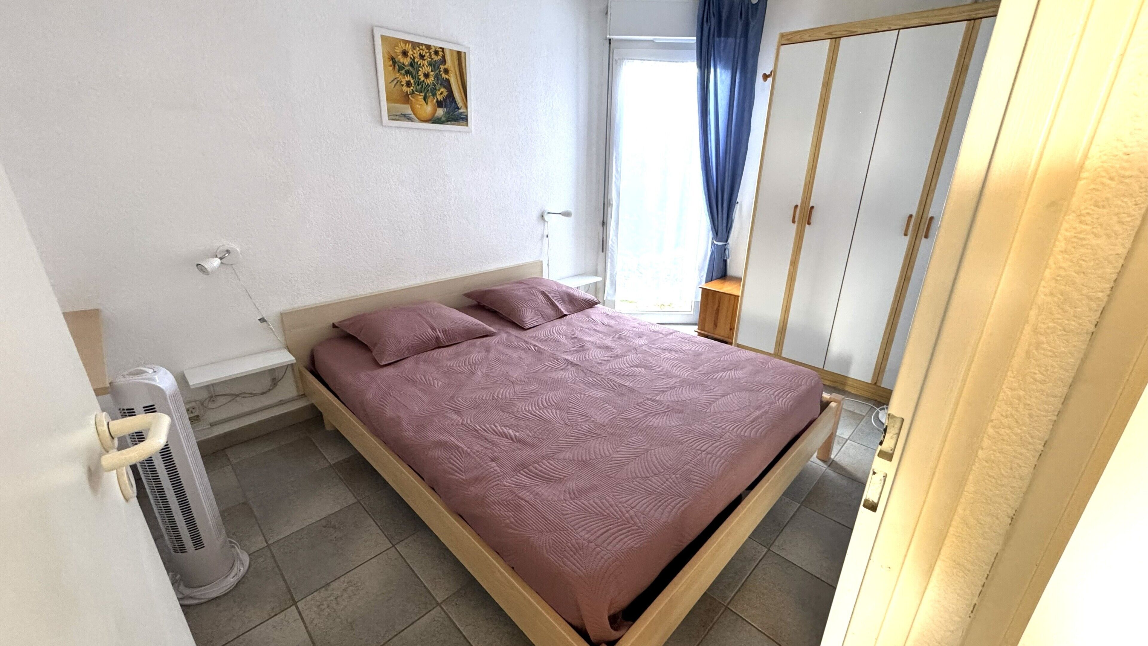 2 bedrooms, iron/ironing board, Internet