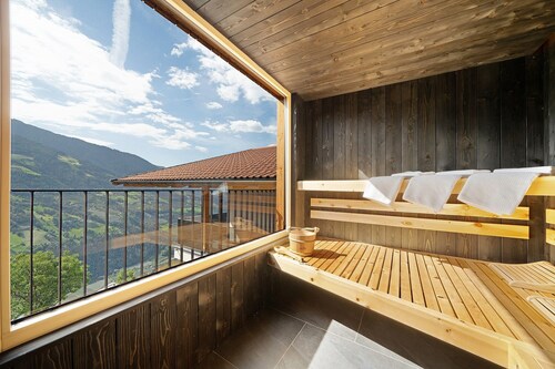 Chalet Bucher mit Whirlpool, Sauna und einen atemberaubenden Ausblick 