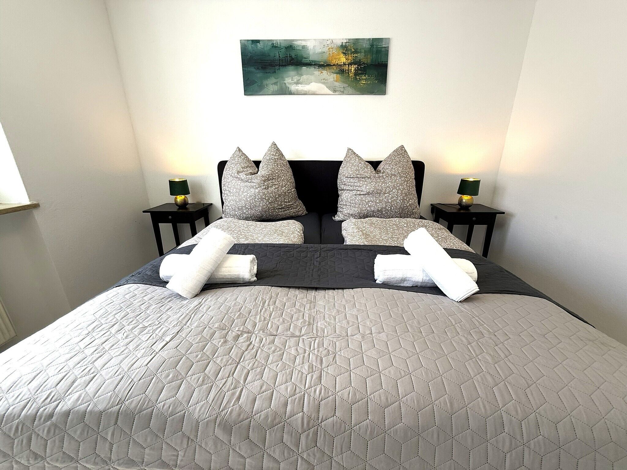 1 chambre, fer et planche à repasser, Wi-Fi gratuit, draps fournis