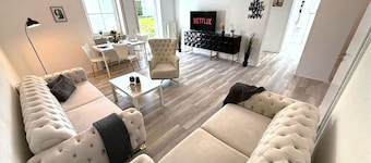 Large Holiday Apartment near Lake Brombach +Netflix +Terrace +Wifi