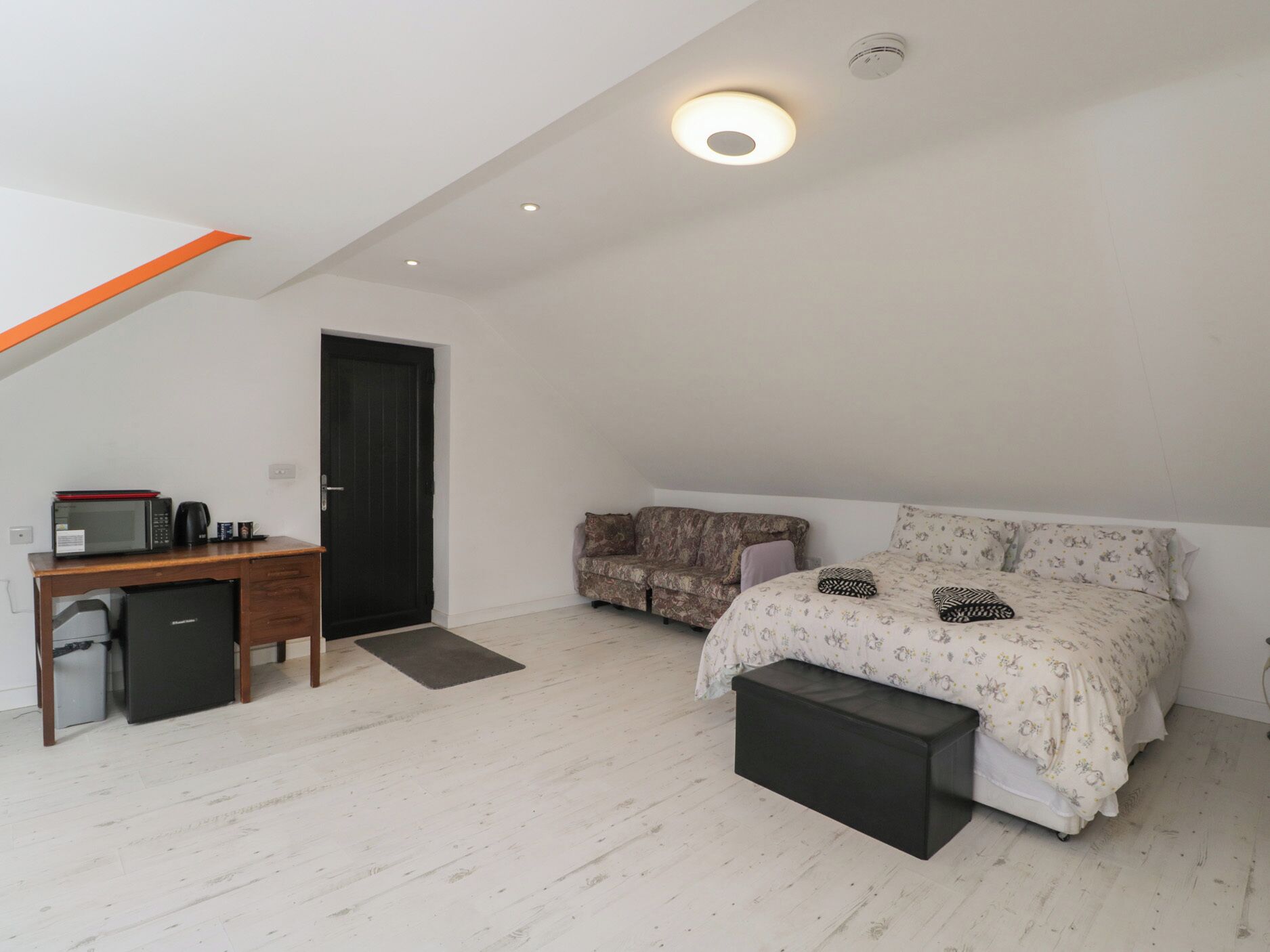 Cottage | Interior