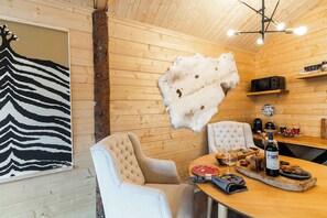 Dining - Tupa Lodge by The Guide Father (Rovaniemi)