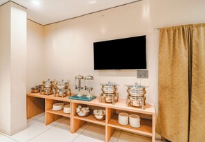 Restaurant - Travinities hotel shri krishna  (Ujjain)