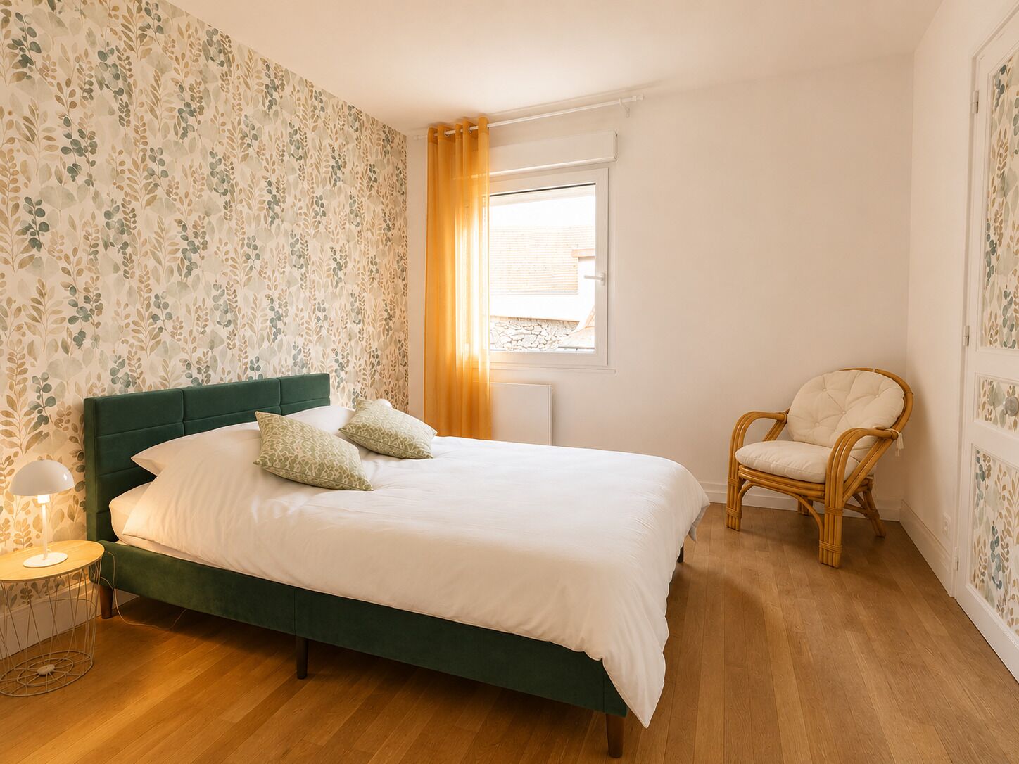 2 chambres, fer et planche à repasser, lit parapluie, Wi-Fi gratuit