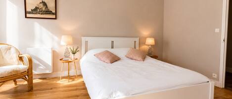 2 Schlafzimmer, Bügeleisen/Bügelbrett, Reisekinderbett, kostenloses WLAN