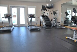 Fitness facility - Paradise Pointe is spacious 3-bedroom condo on the bay in Pointe West, Galveston (Galveston)