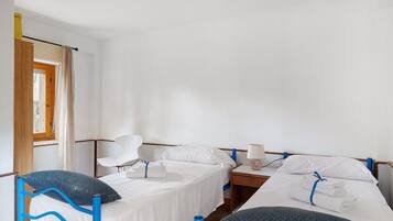 2 Schlafzimmer, Bügeleisen/Bügelbrett, WLAN, Bettwäsche