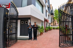 Property entrance - The Universe (Kolkata)