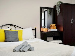 Standard Room (1 window) - Xin Hotel at Udomsuk 29 (Bangkok)