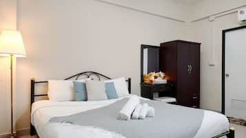 Superior Room (2 windows) | Bureau, fer et planche Ă repasser, Wi-Fi gratuit, draps fournis