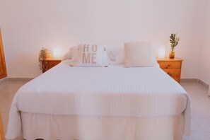 Room - Vrbo Property (Haría)