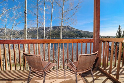 New! Lakefront Condo-Stunning views of Grand Lake & prime boardwalk location