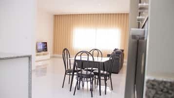 Casa de lujo, balcón | Interior