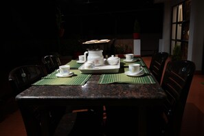 Classic Apartment, Terrace, Sea View | Dining - Seaview Apartments  (Kochi)