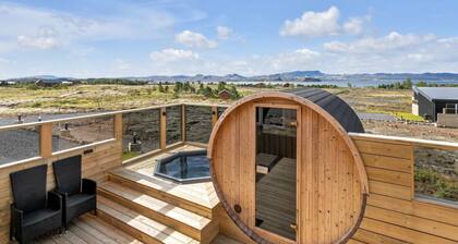 2024 Built Cabin with Private Hot Tub & Sauna