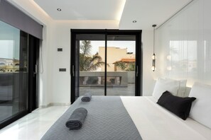 Room - Villa Musafir with a private pool and jacuzzi (Kokkini Hani)