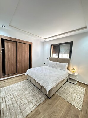 2 bedrooms, iron/ironing board, WiFi, bed sheets - Apartment in the center of Marrakech 5 minutes from the Casino de Marrakech. (Marrakech)