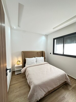 2 bedrooms, iron/ironing board, WiFi, bed sheets - Apartment in the center of Marrakech 5 minutes from the Casino de Marrakech. (Marrakech)
