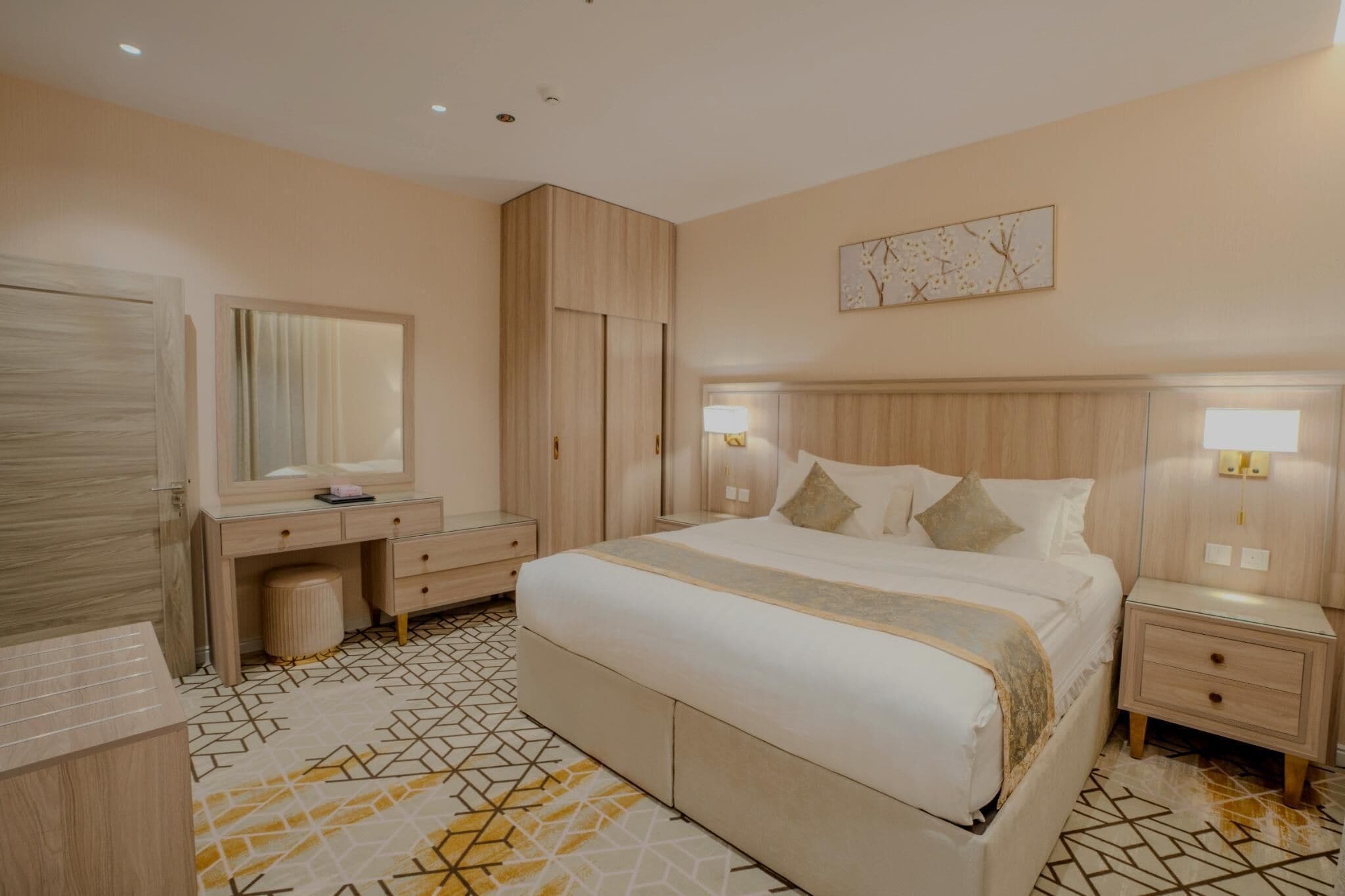 Double Room | In-room safe, soundproofing, iron/ironing board, free WiFi