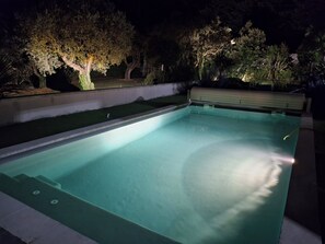 Pool - Vrbo Property (Saint-Saturnin-lès-Avignon)