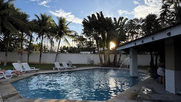Piscina externa