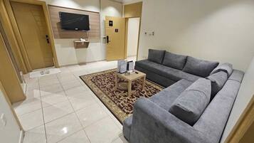 Apartment, 2 Bedrooms | Ruang tamu