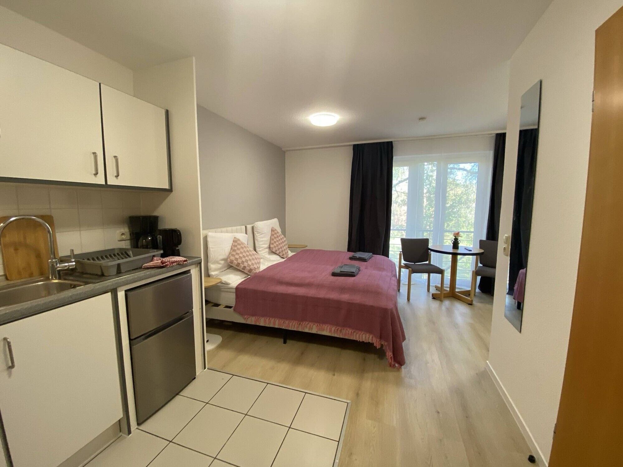 1 bedroom, WiFi, bed sheets