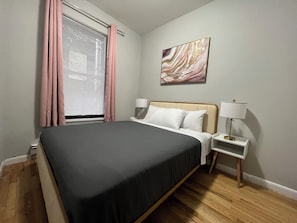1 bedroom, iron/ironing board, WiFi, bed sheets - Grand Upper West Side Suite, Sleeps 8+, Steps to Central Park (New York)