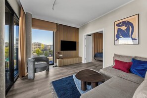TV - Bemowo Apt – A/C, Balcony, Parking – by Rentujemy (Warszawa)