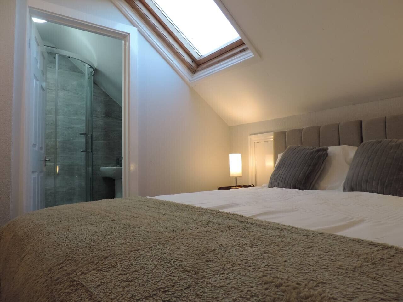 5 bedrooms, WiFi