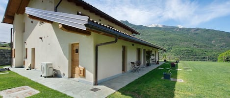Esterni