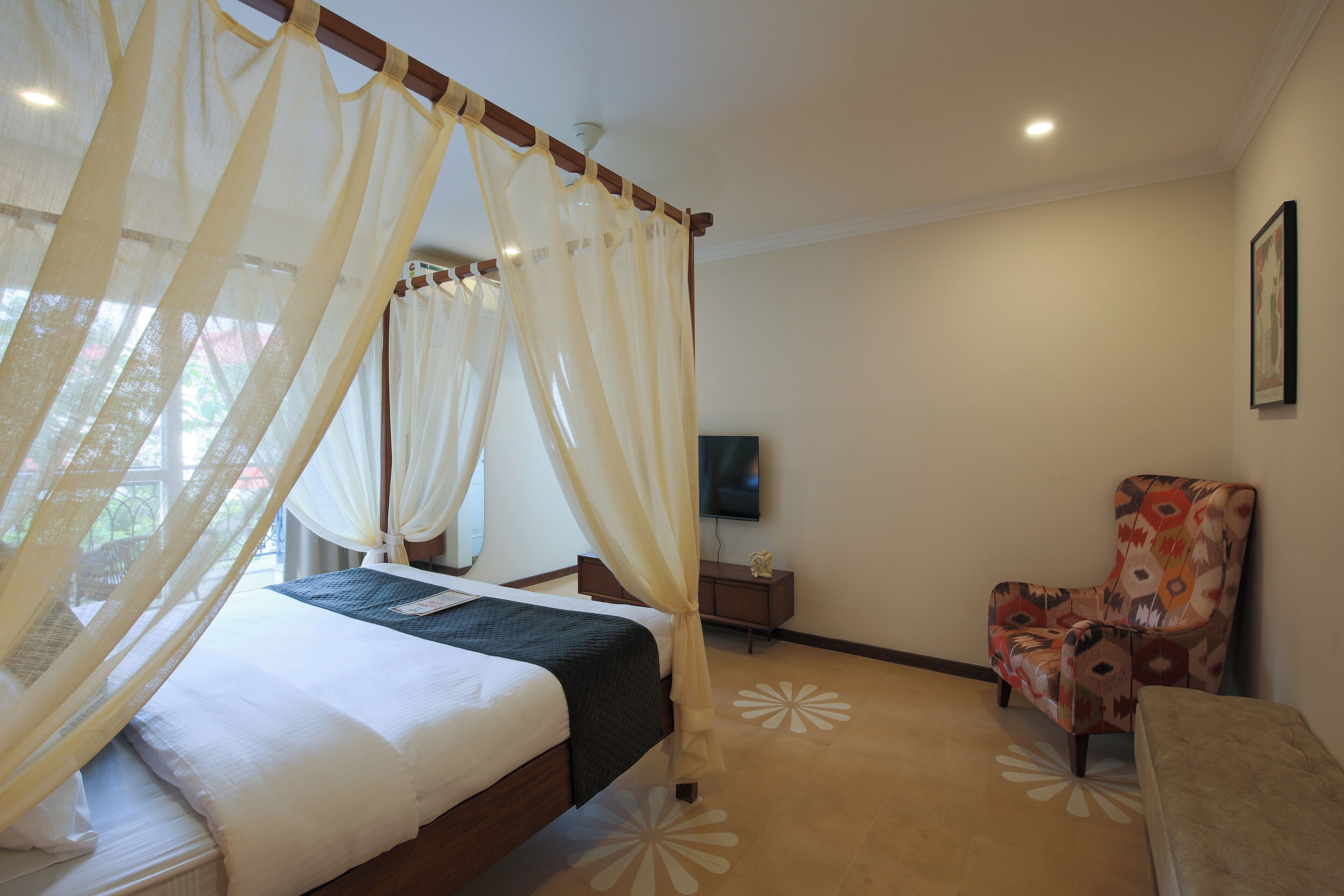 Deluxe Room | Premium bedding, iron/ironing board, free WiFi, bed sheets