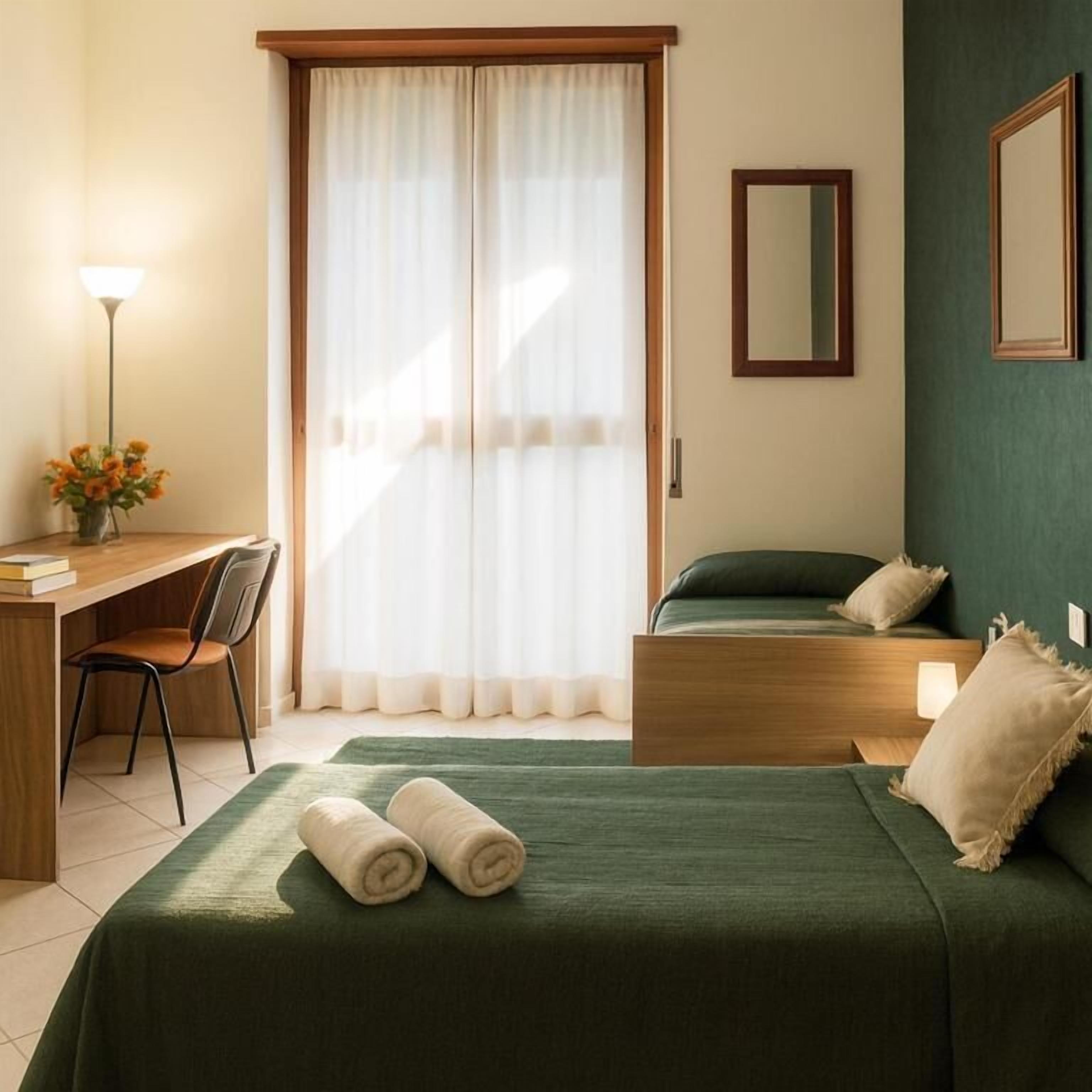 Apartment (9B) | In-room safe, soundproofing, iron/ironing board, free WiFi