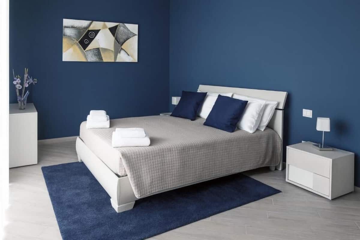 Apartment (2F) | In-room safe, soundproofing, iron/ironing board, free WiFi