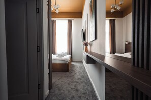 Habitación doble, vista a la ciudad | Wifi gratis 