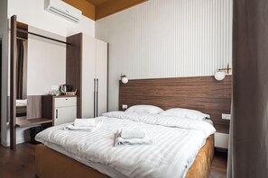 Habitación doble Deluxe, vista a la ciudad | Wifi gratis 