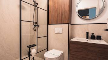 Habitación doble, vista a la ciudad | Baño