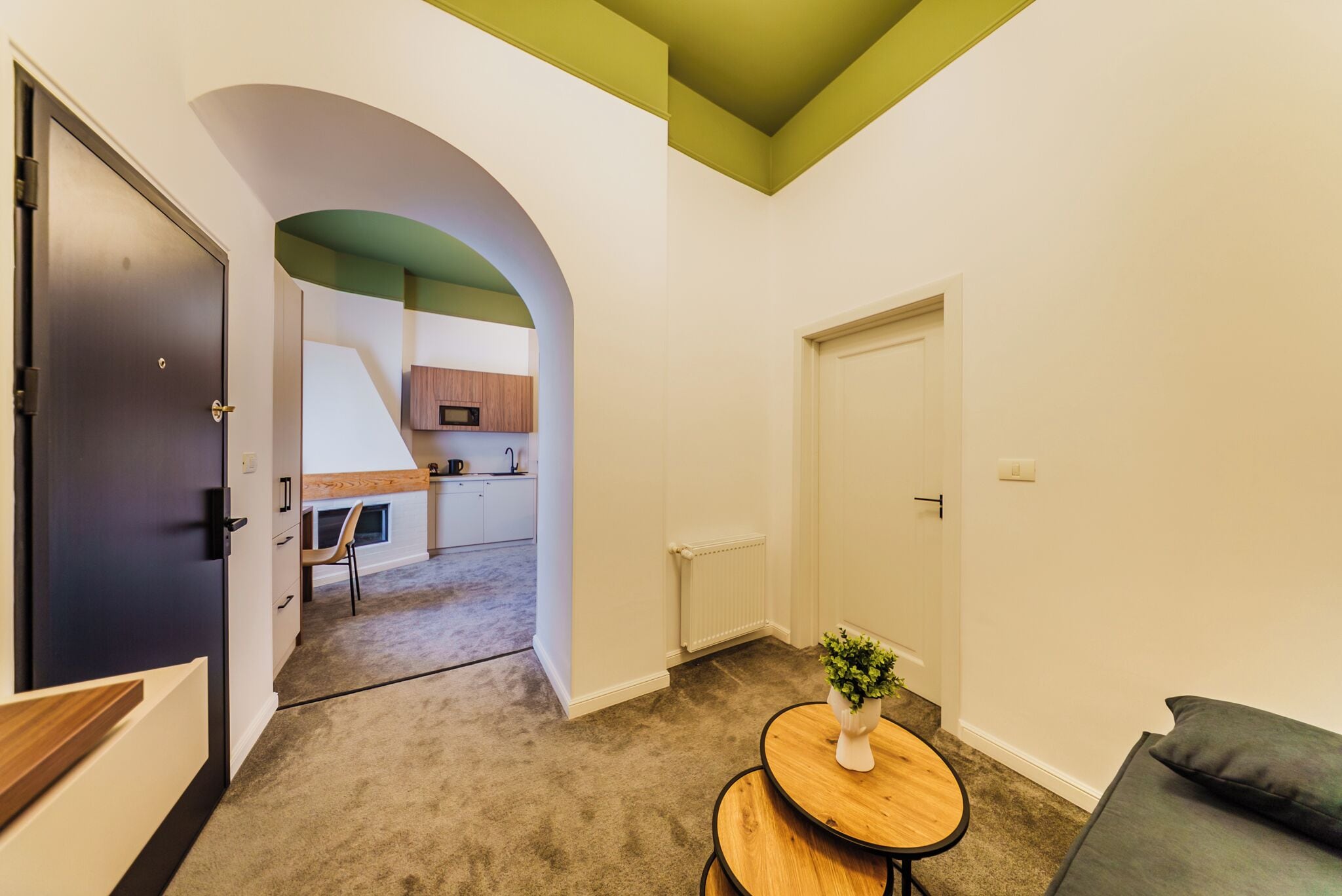 Comfort Apartment | Egyptian cotton sheets, premium bedding, down duvets, memory-foam beds