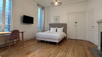 Classic Room, Garden View | Peti besi dalam bilik, langsir/tirai gelap terus, Wi-fi percuma