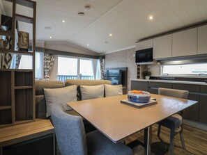 Dining - No 20 Barley Way (Colchester)
